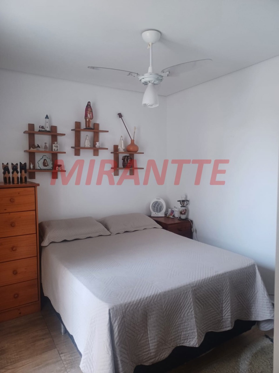 Sobrado de 169m² com 3 quartos em Vila Guaca