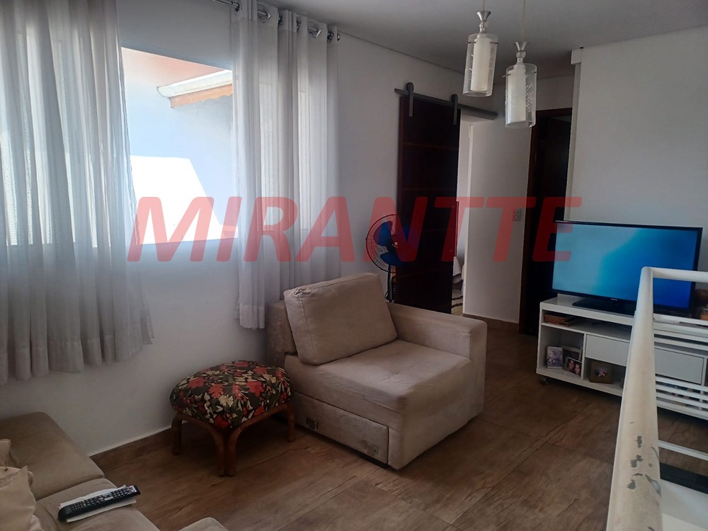 Sobrado de 169m² com 3 quartos em Vila Guaca
