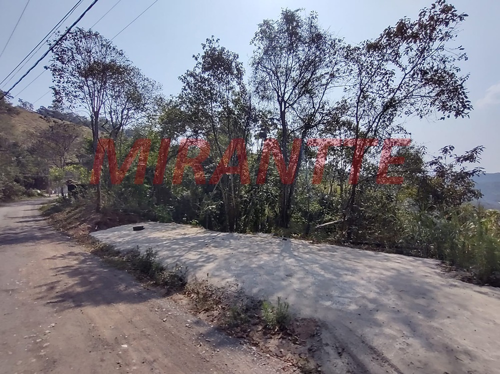 Terreno de 0m² em Juqueri Mirim