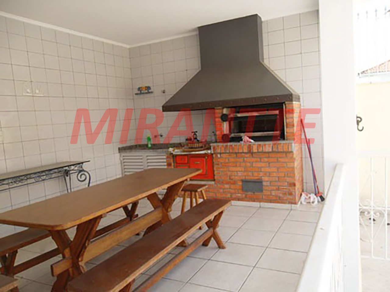 Casa terrea de 314m² com 4 quartos em Tremembe