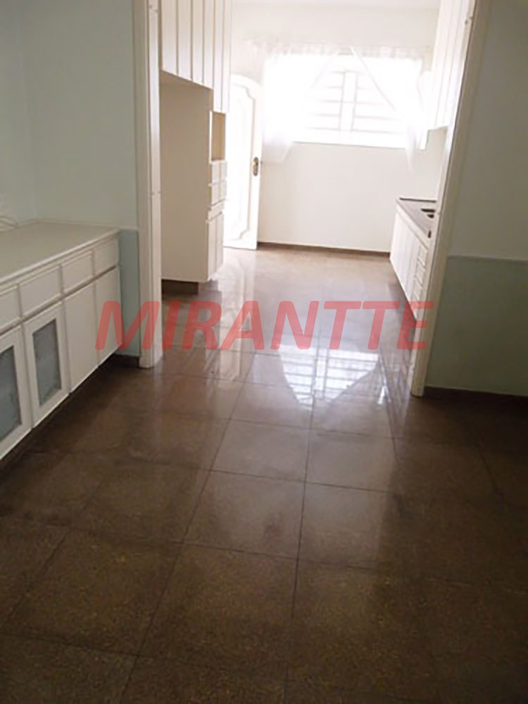 Casa terrea de 314m² com 4 quartos em Tremembe