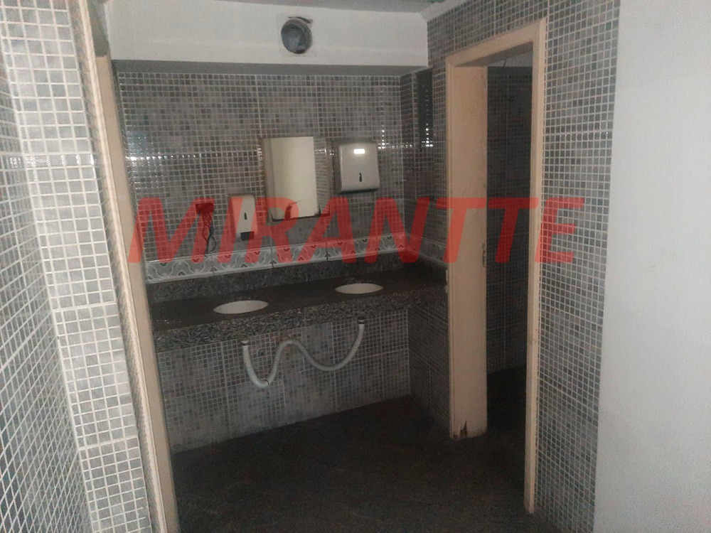 Comercial de 727m² em Carandiru