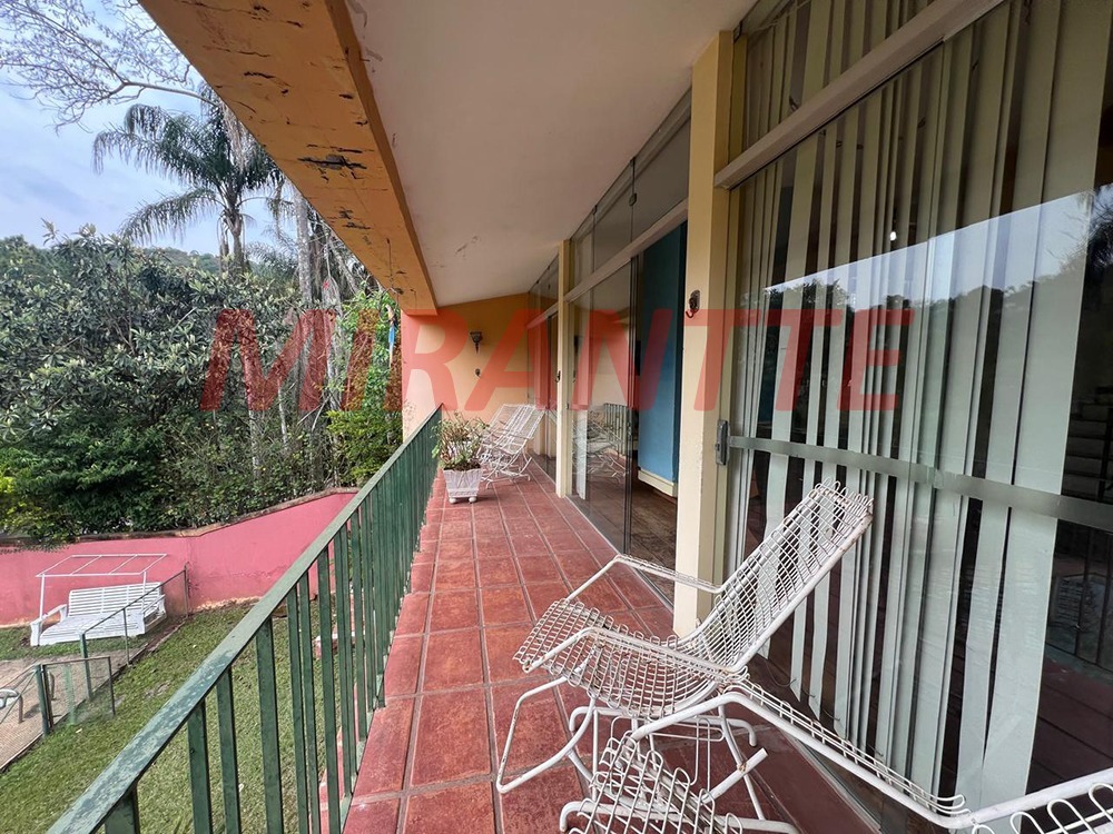 Casa terrea de 393.5m² com 3 quartos em Caraguata