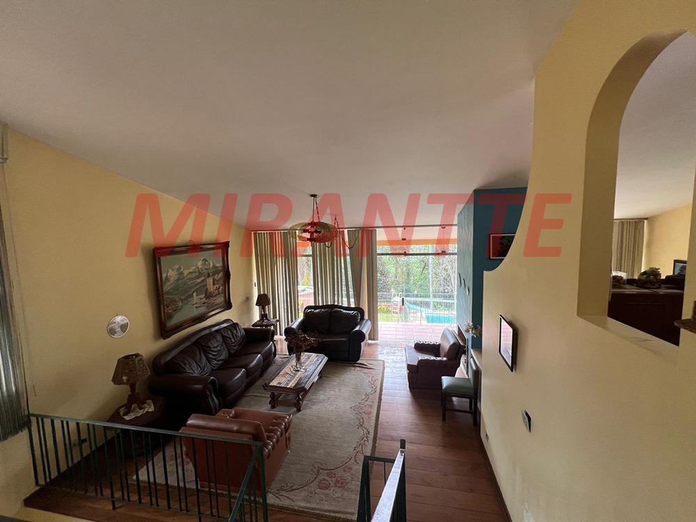Casa terrea de 393.5m² com 3 quartos em Caraguata