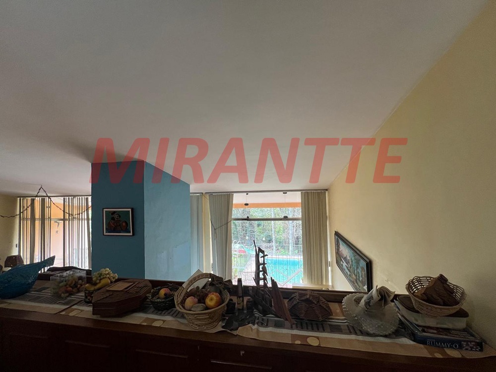 Casa terrea de 393.5m² com 3 quartos em Caraguata