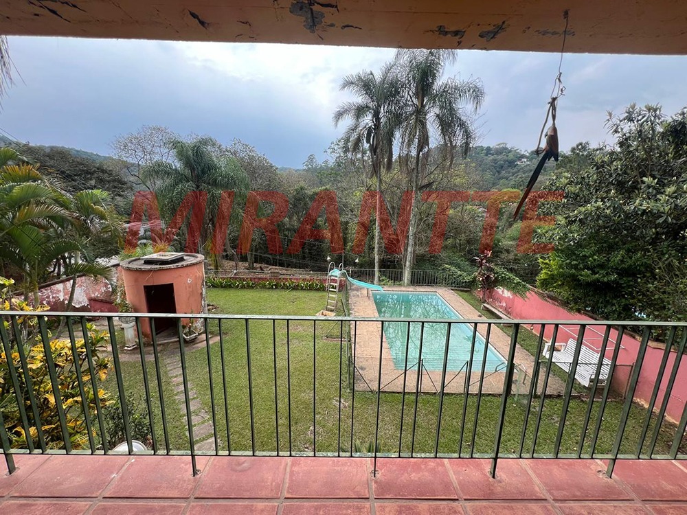Casa terrea de 393.5m² com 3 quartos em Caraguata