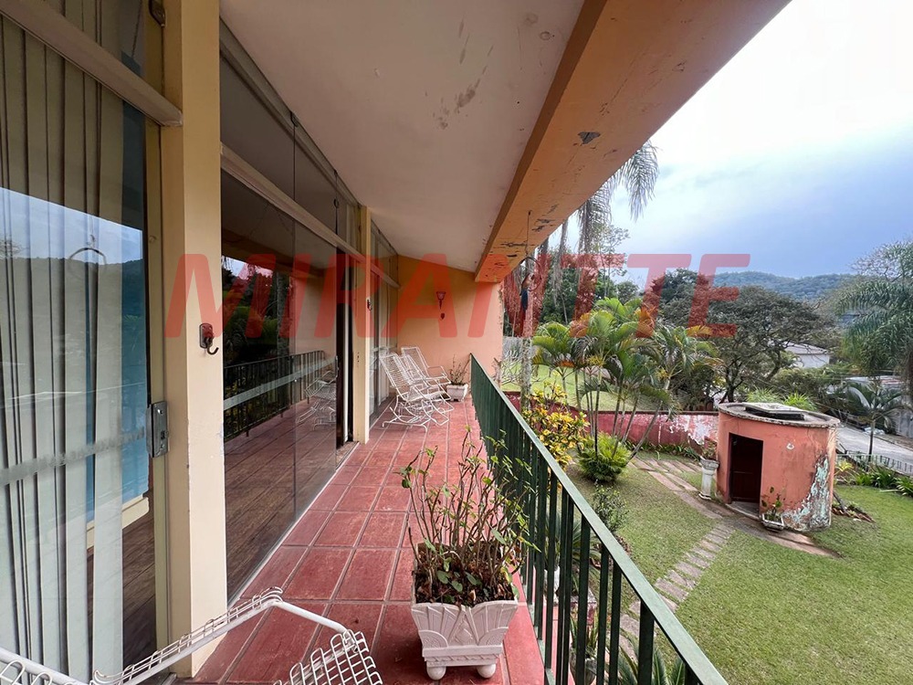 Casa terrea de 393.5m² com 3 quartos em Caraguata
