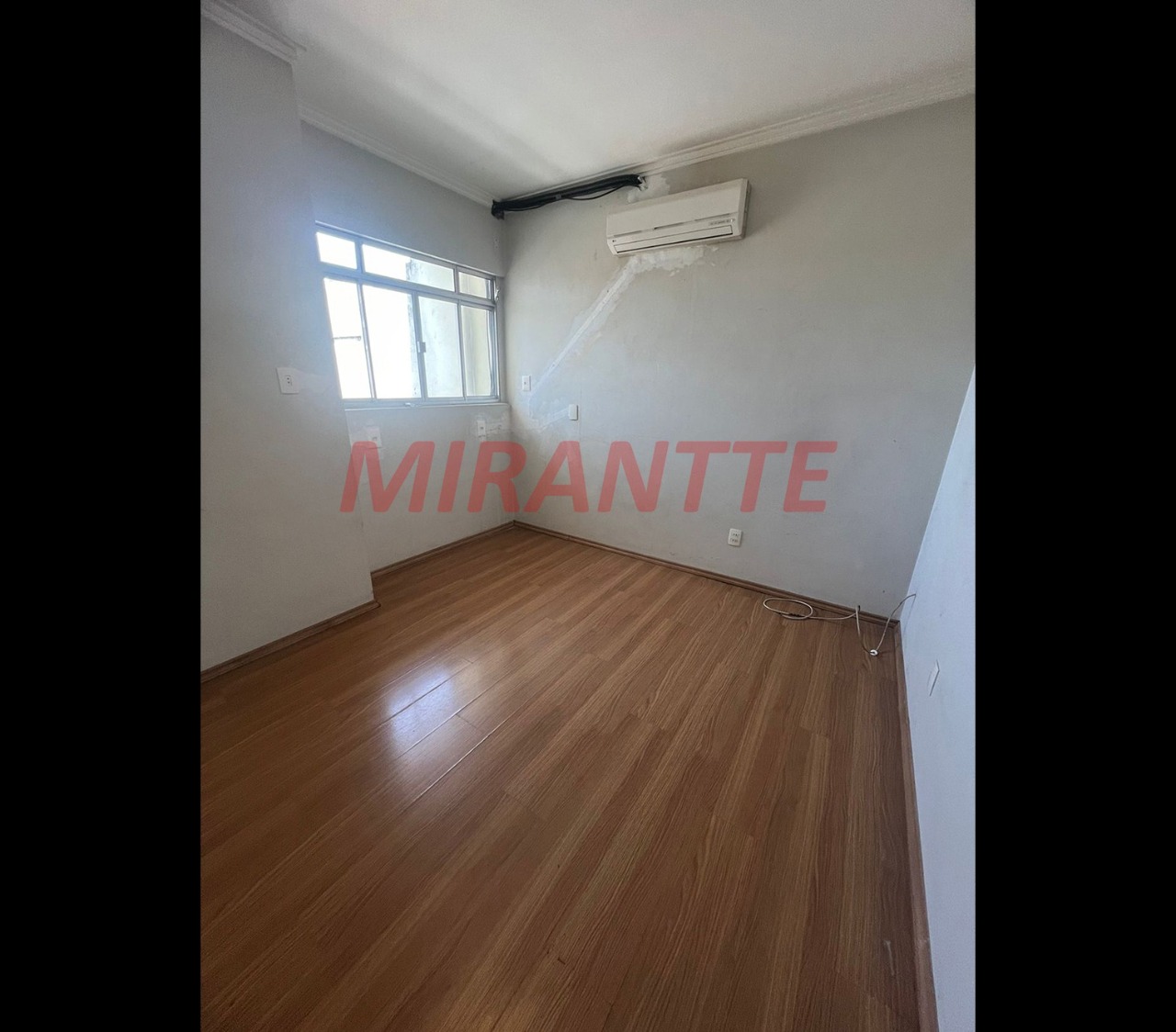 Sobrado de 230m² com 4 quartos em Vila Hermínia