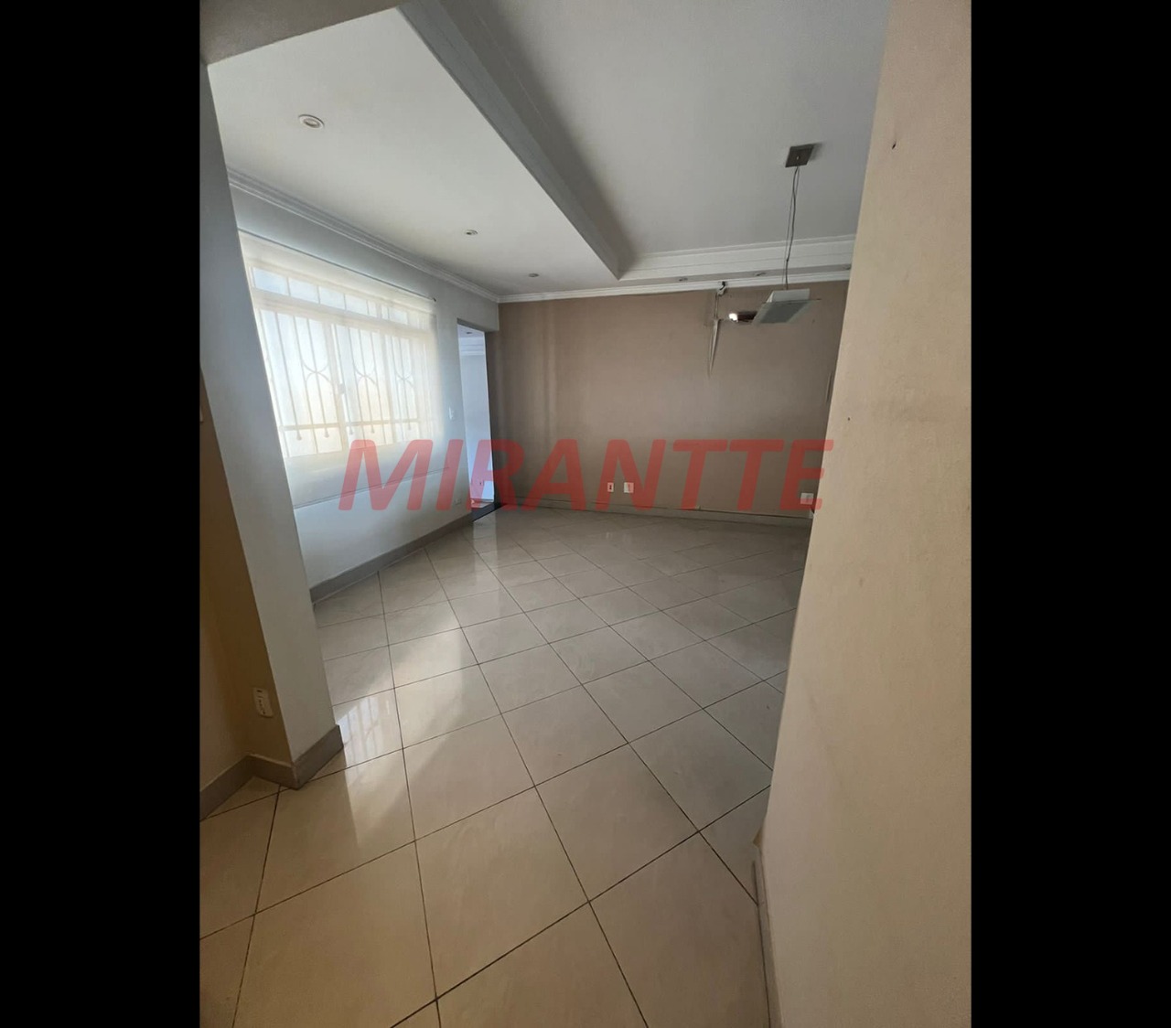 Sobrado de 230m² com 4 quartos em Vila Hermínia
