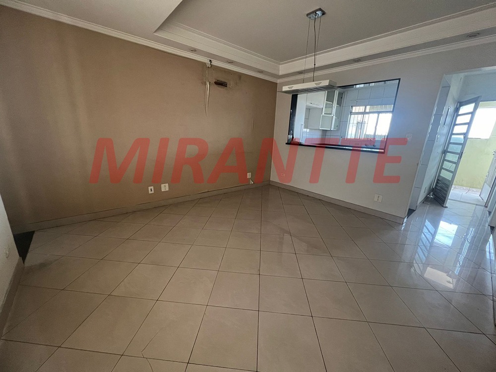 Sobrado de 230m² com 4 quartos em Vila Hermínia