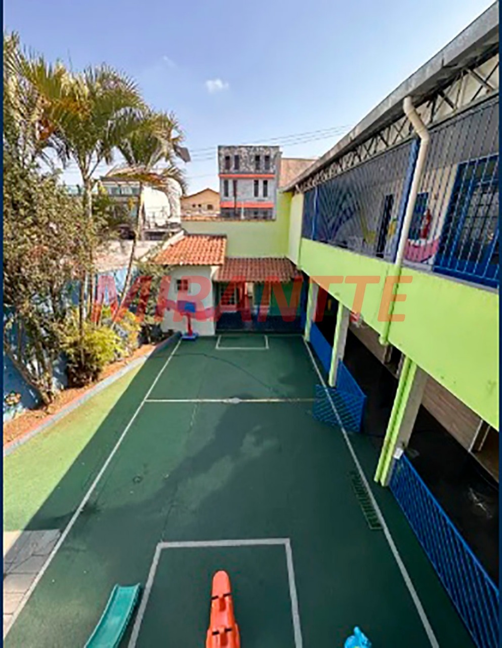 Comercial de 450m² em Parque Sao Miguel
