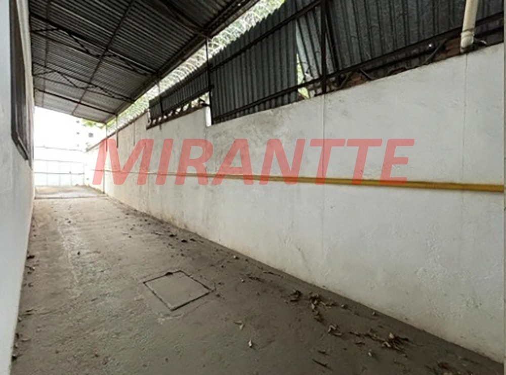 Galpao de 440m² em Chora Menino