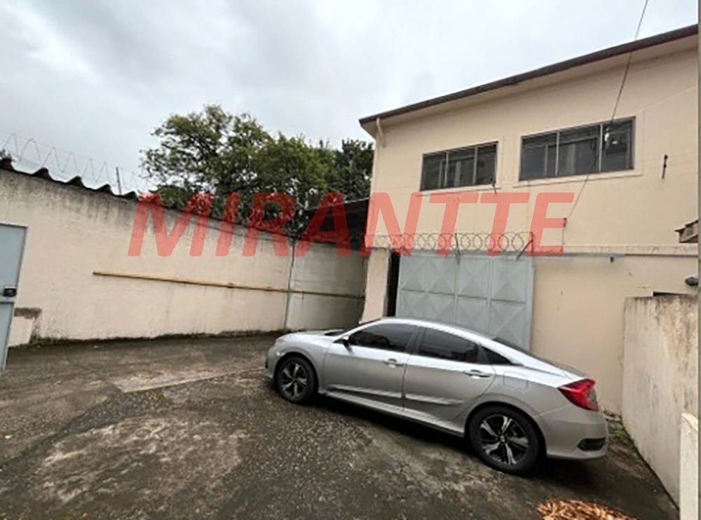 Galpao de 440m² em Chora Menino