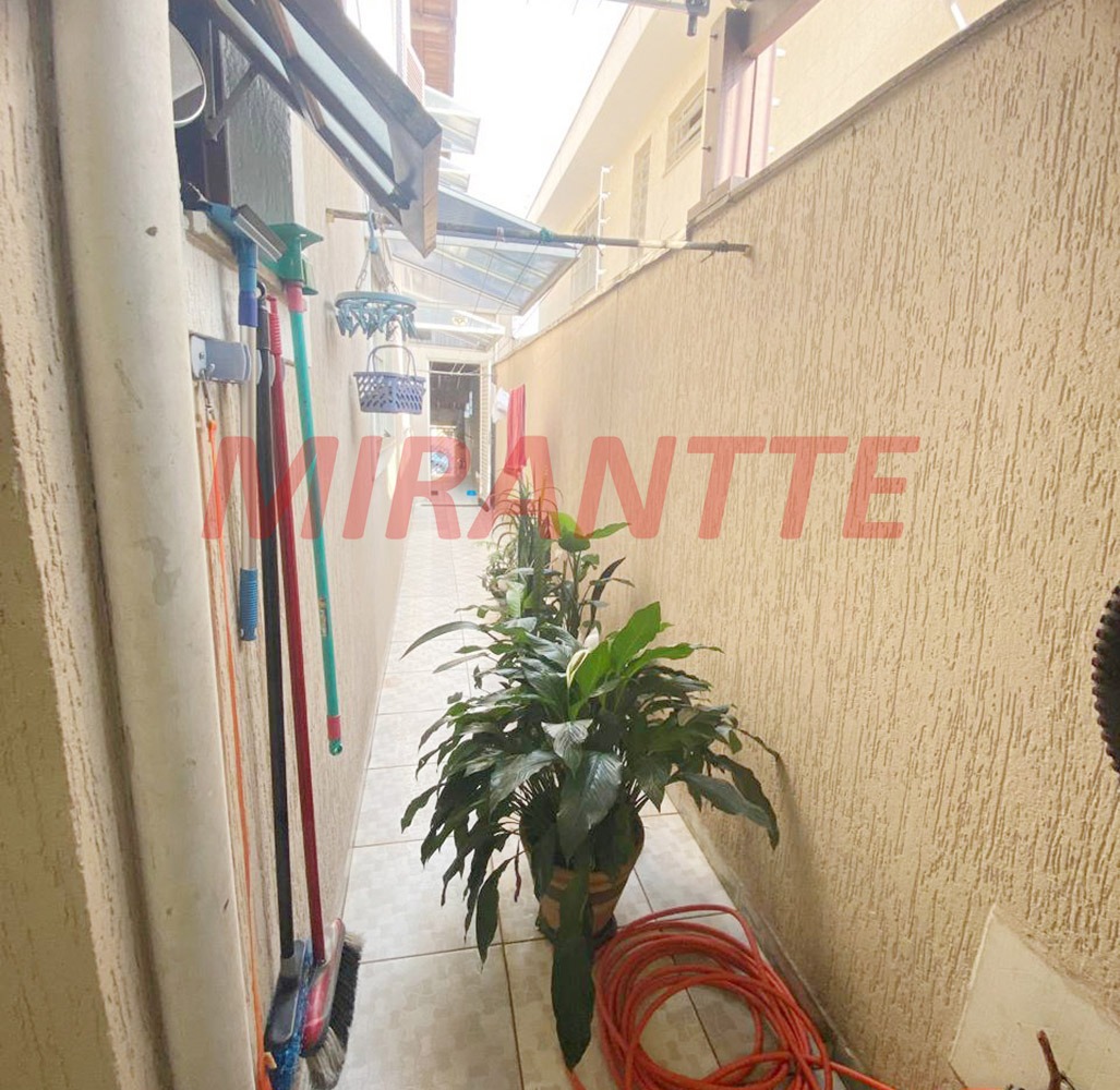 Sobrado de 118m² com 3 quartos em Jardim Tremembé