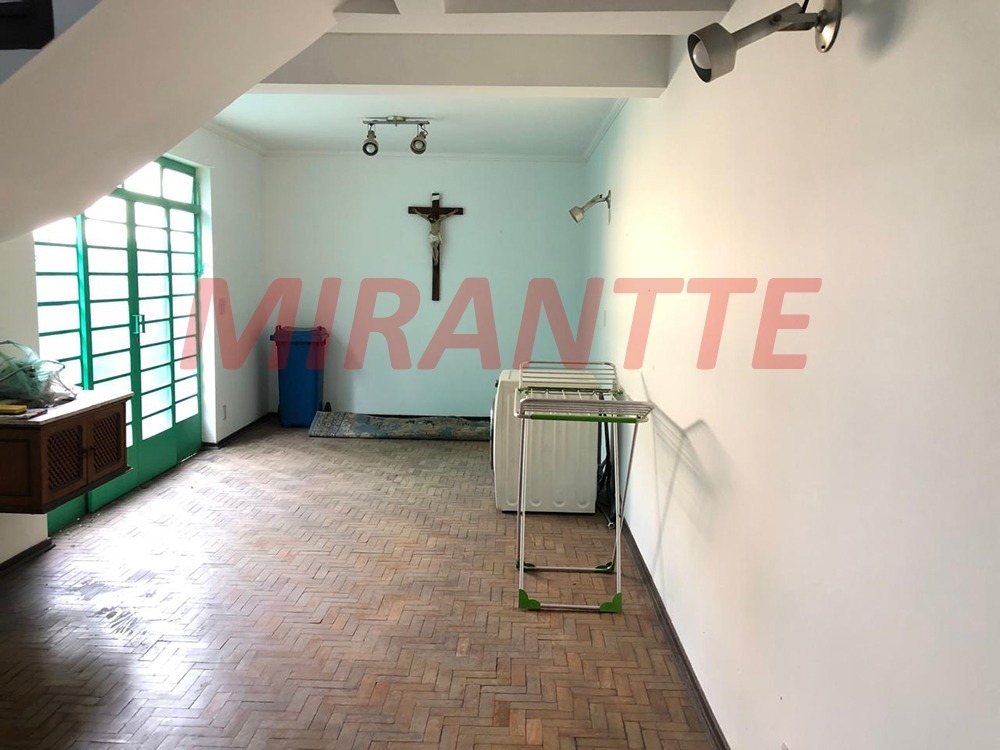 Sobrado de 171m² com 3 quartos em Parque Sao Domingos