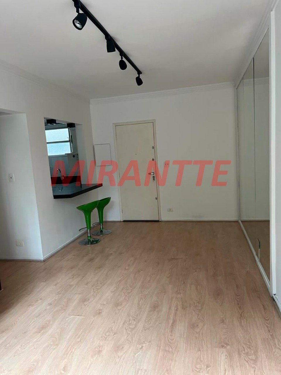 Apartamento de 69m² com 2 quartos em Pinheiros