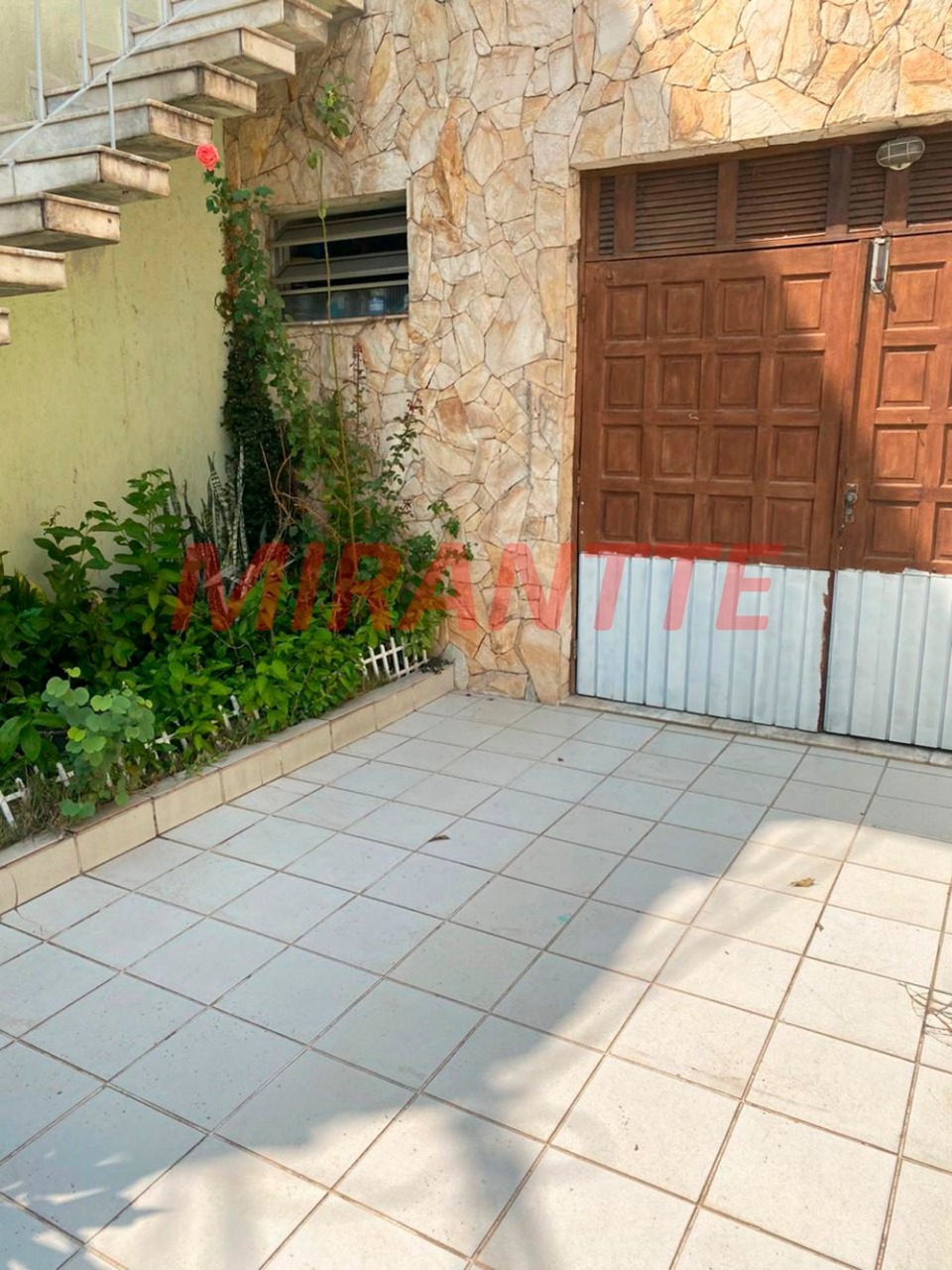 Sobrado de 173m² com 3 quartos em Parada Inglesa