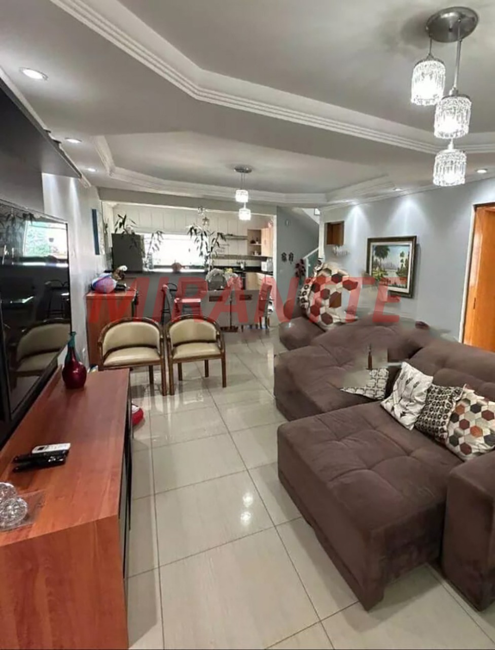 Sobrado de 550m² com 9 quartos em Vila Nova Cachoeirinha
