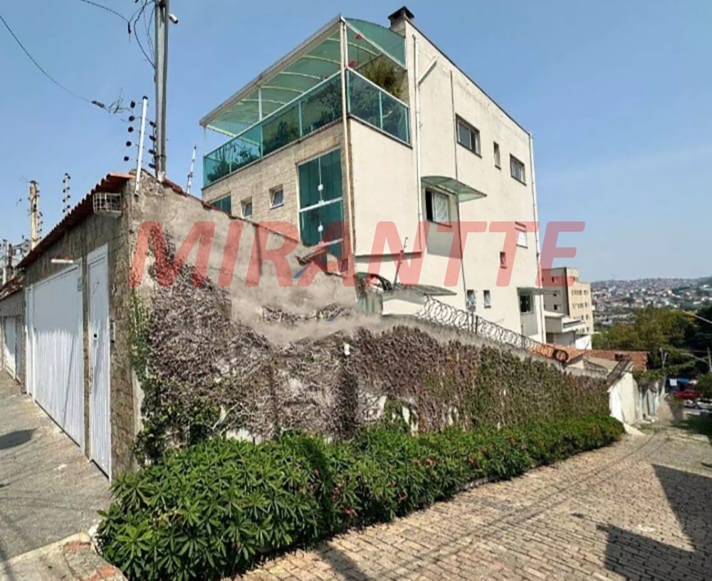 Sobrado de 550m² com 9 quartos em Vila Nova Cachoeirinha