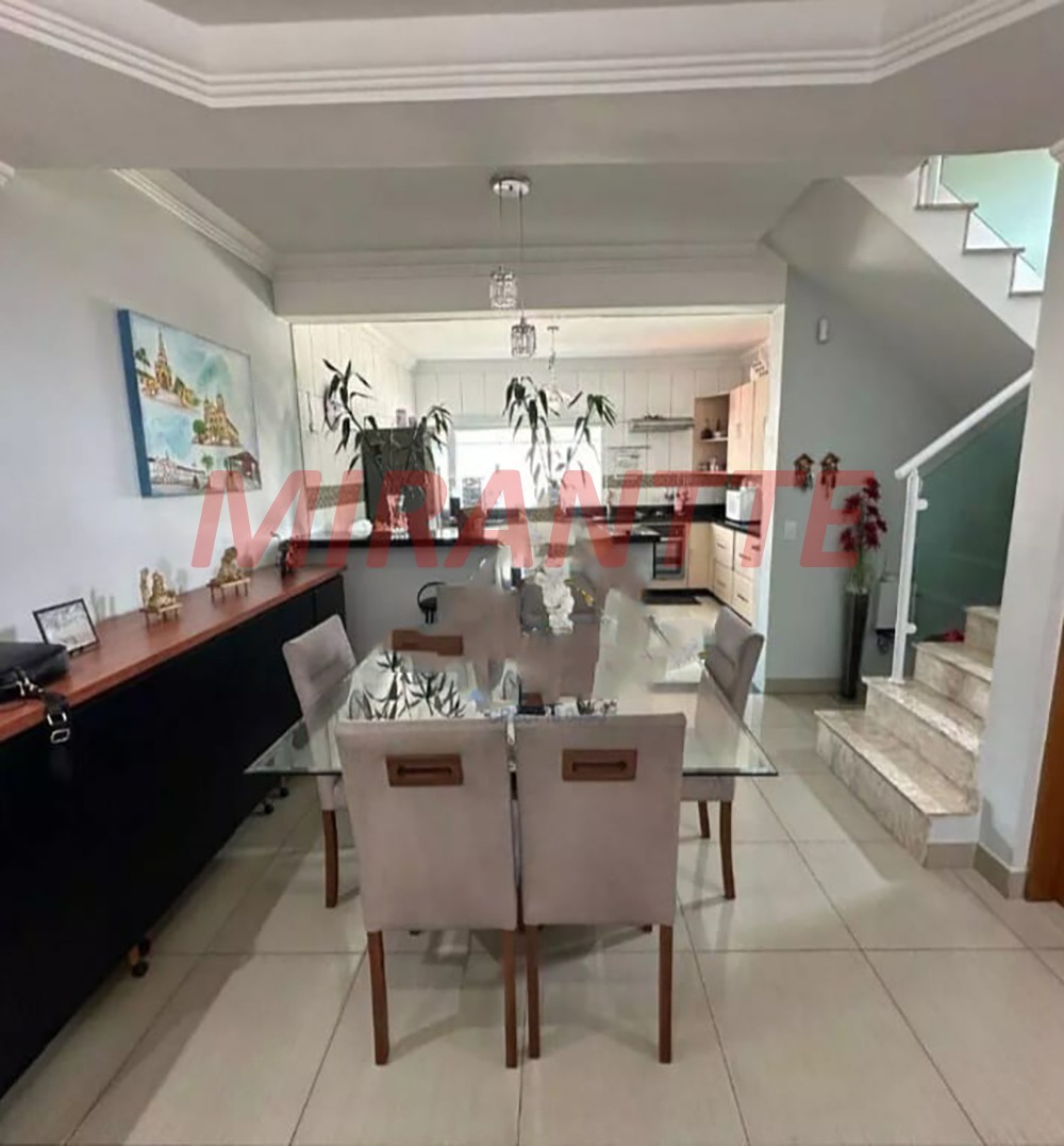 Sobrado de 550m² com 9 quartos em Vila Nova Cachoeirinha