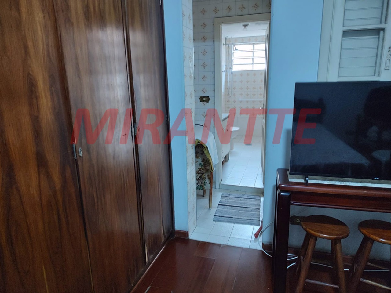 Sobrado de 161m² com 3 quartos em Vila Nivi