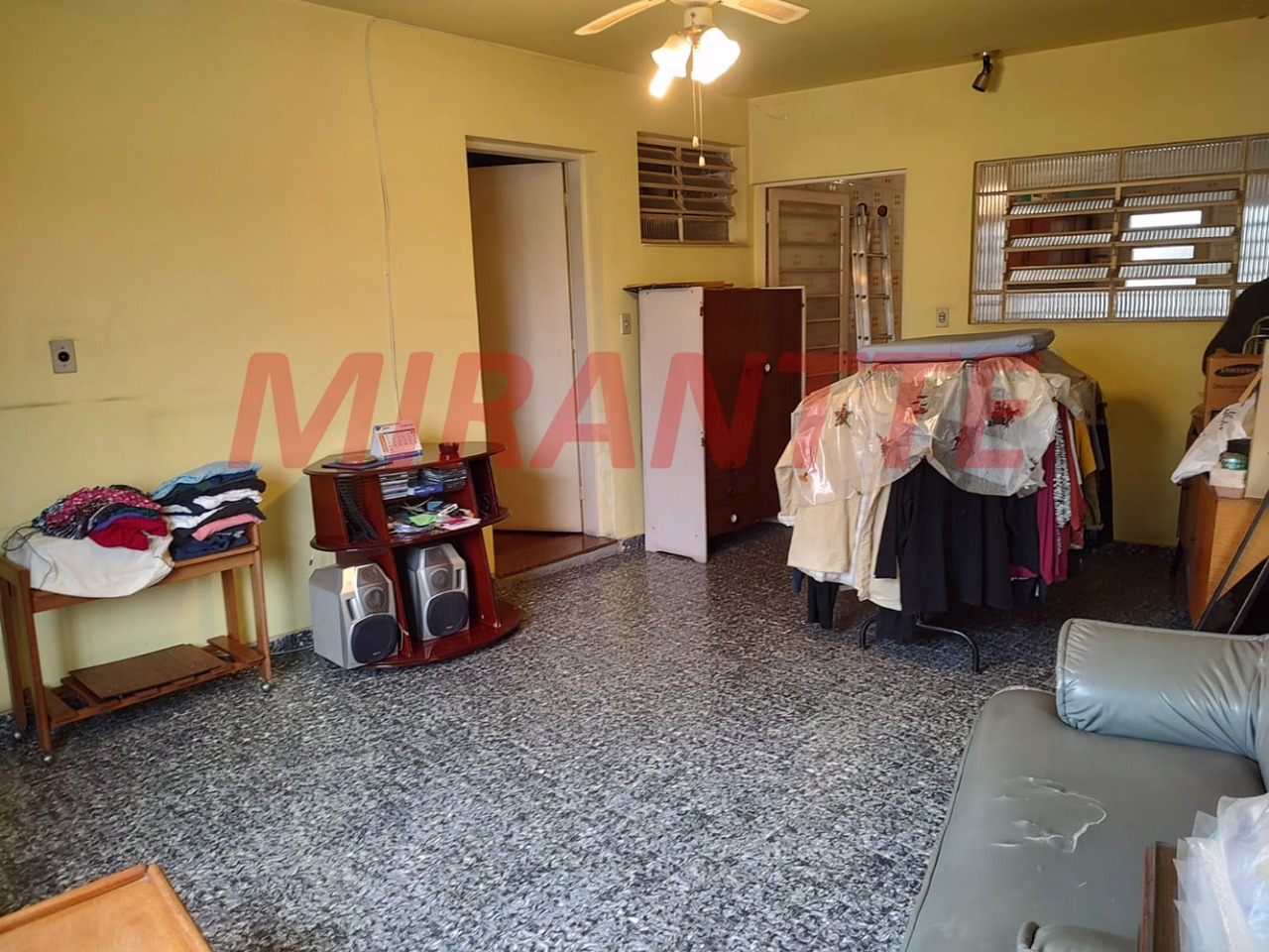 Sobrado de 161m² com 3 quartos em Vila Nivi