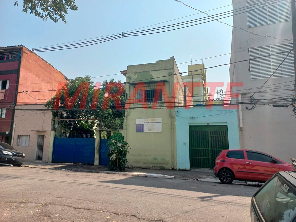 Comercial de 1000m² em Ponte Pequena