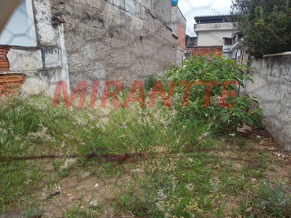 Terreno de 0m² em Casa Verde