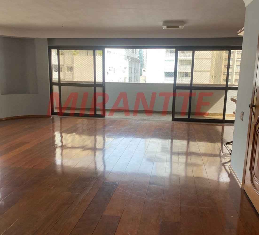 Apartamento de 240m² com 3 quartos em Santa Cecilia