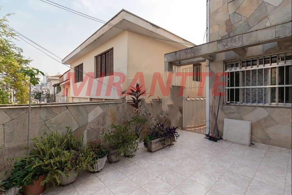 Casa terrea de 200m² com 3 quartos em Santa Terezinha