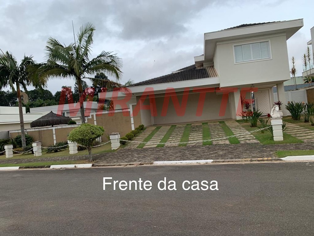 Cond. fechado de 418m² com 3 quartos em Parque Residencial Shamballa II