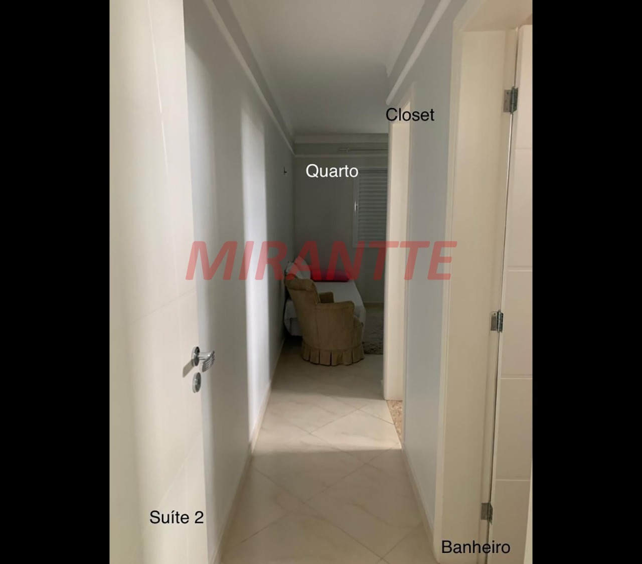 Cond. fechado de 418m² com 3 quartos em Parque Residencial Shamballa II