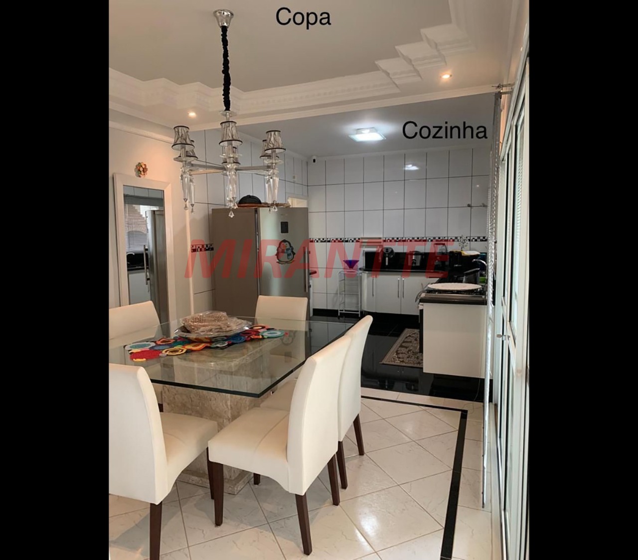 Cond. fechado de 418m² com 3 quartos em Parque Residencial Shamballa II