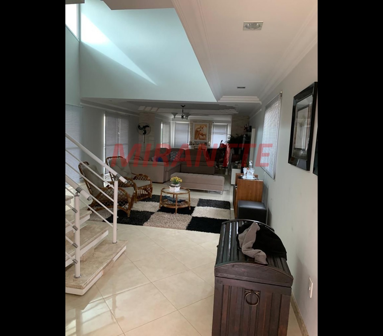 Cond. fechado de 418m² com 3 quartos em Parque Residencial Shamballa II