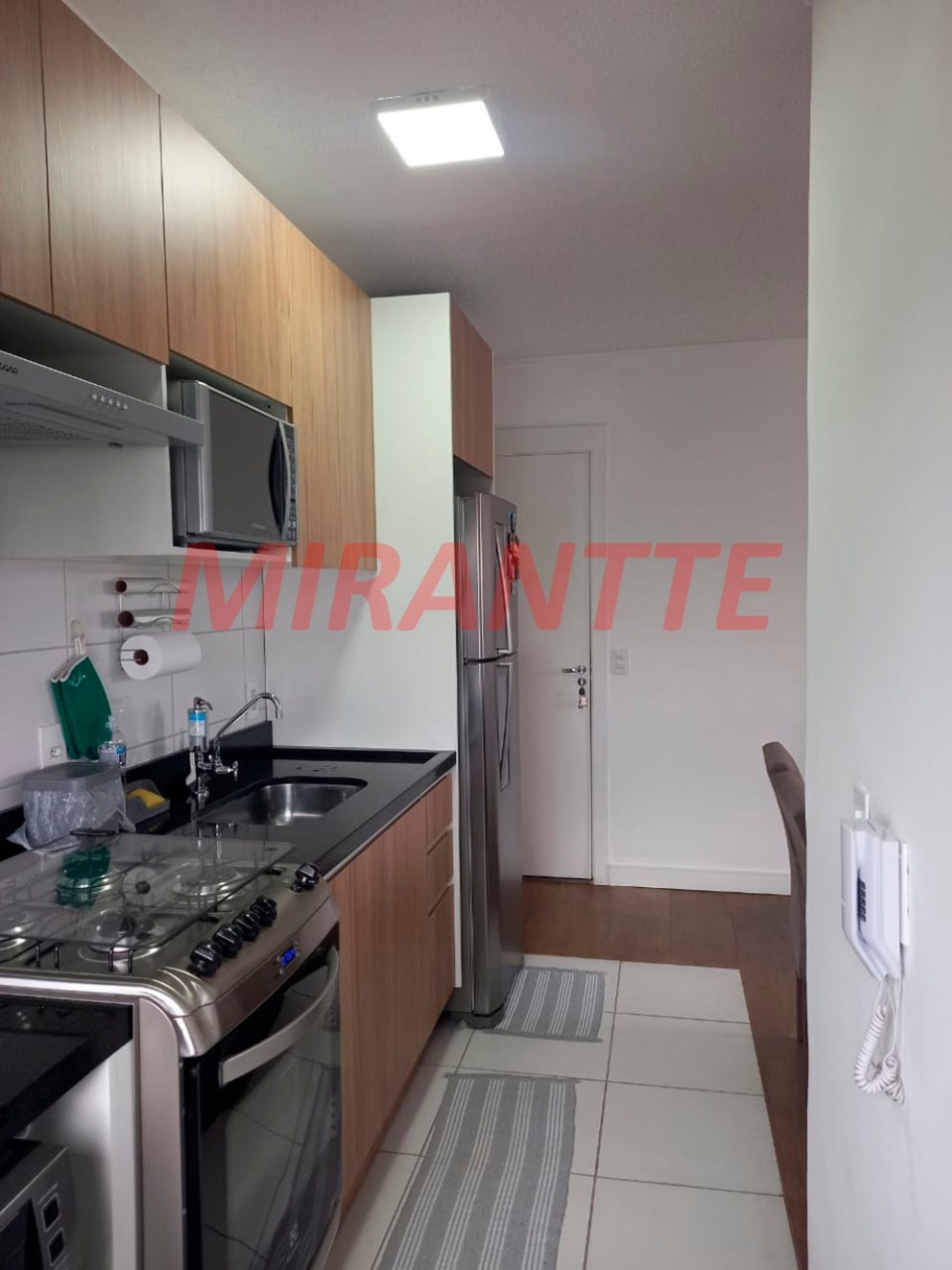 Apartamento de 42m² com 2 quartos em Penha
