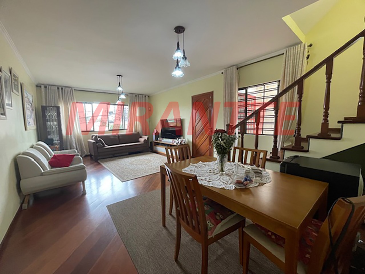 Sobrado de 202m² com 4 quartos em Jardim São Paulo(Zona Norte)