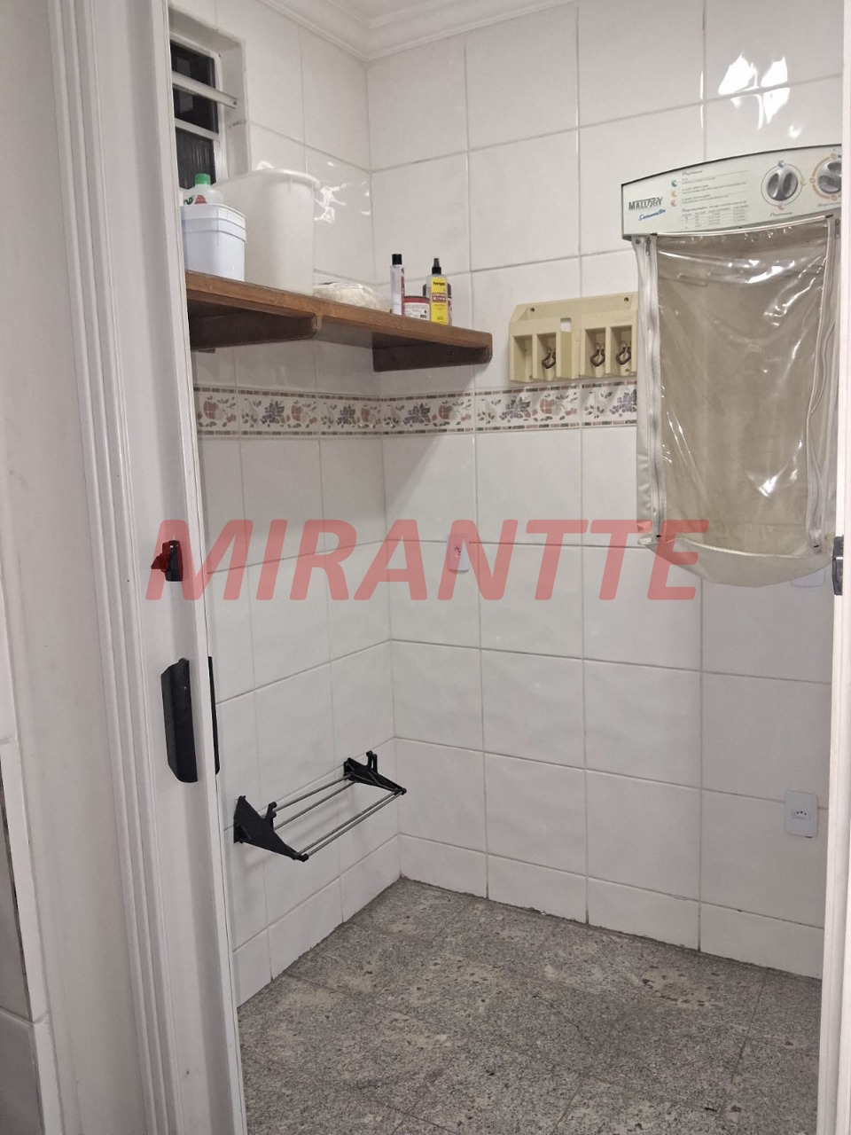 Apartamento de 220m² com 3 quartos em Vila Harmonia