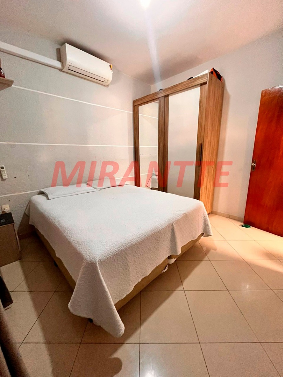 Casa terrea de 1.5m² com 4 quartos em Bortolândia