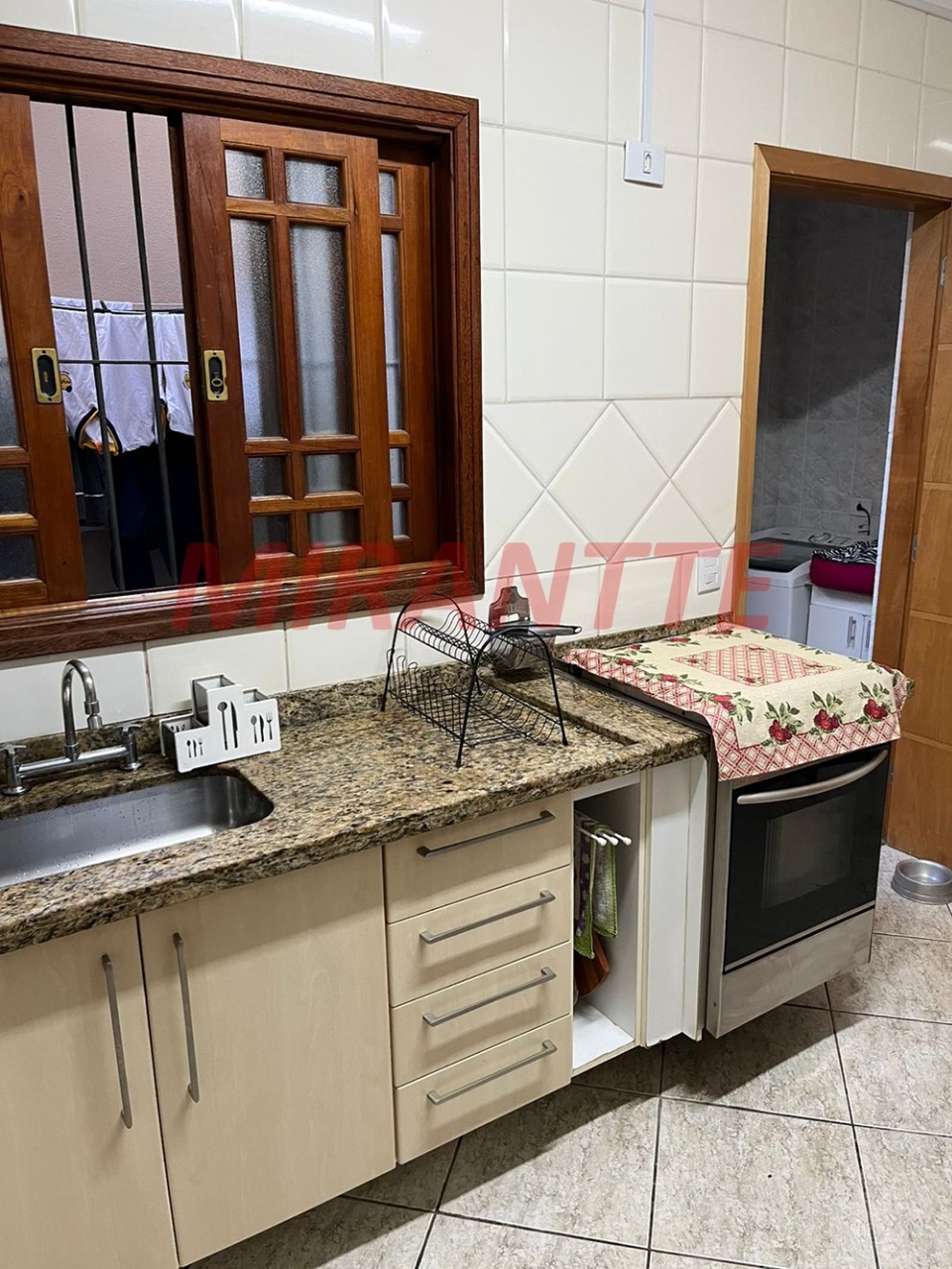 Cond. fechado de 126m² com 3 quartos em Vila Mazzei