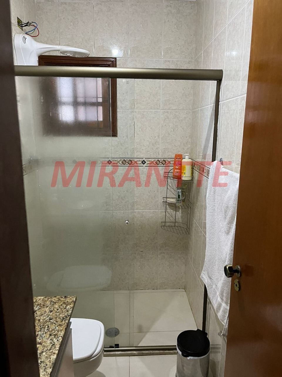 Cond. fechado de 126m² com 3 quartos em Vila Mazzei