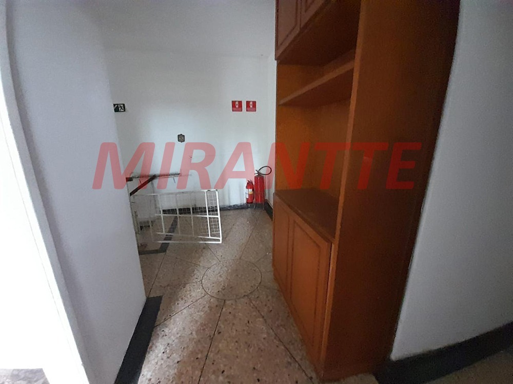 Cond. fechado de 460m² com 4 quartos em Casa Verde