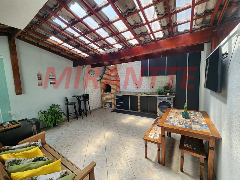 Sobrado de 185m² com 3 quartos em Vila Rosália