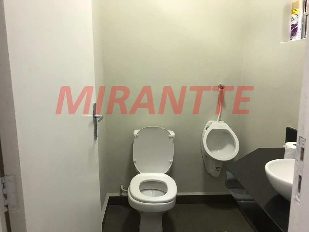 Comercial de 300m² em Santana