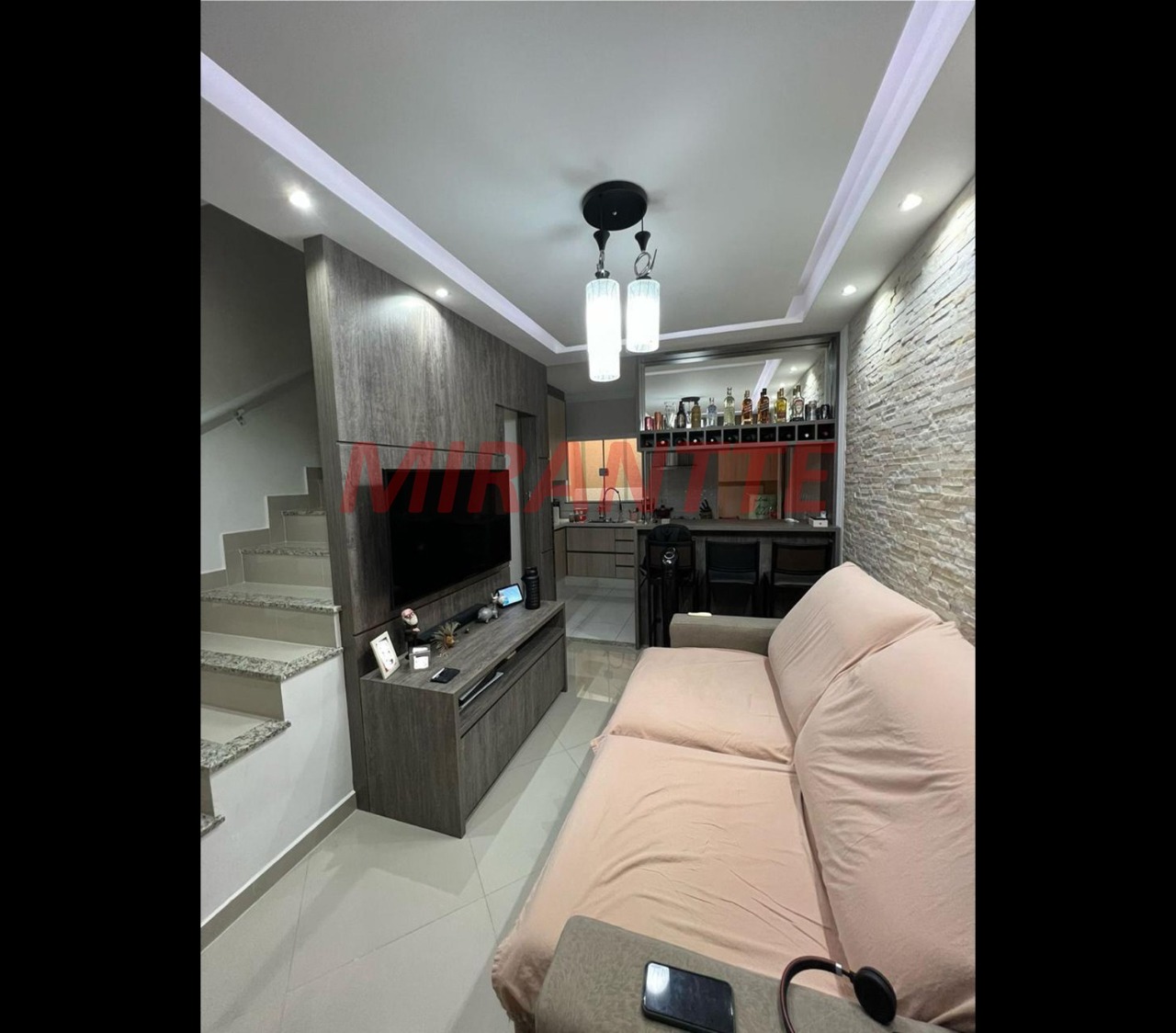 Cond. fechado de 74m² com 2 quartos em Vila Jaguara
