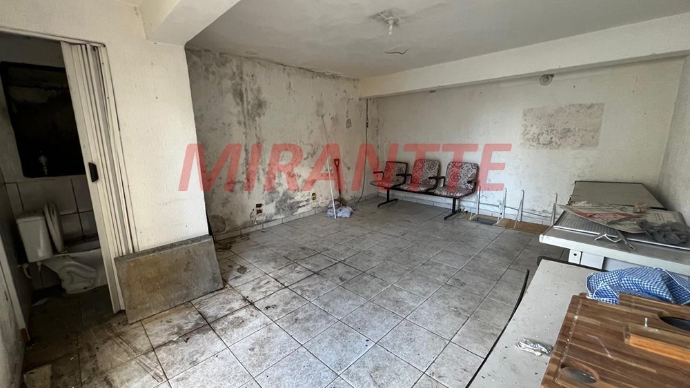 Sobrado de 133m² com 4 quartos em Santana