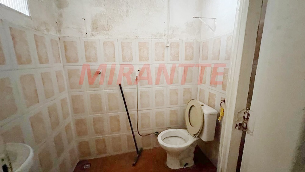 Sobrado de 133m² com 4 quartos em Santana