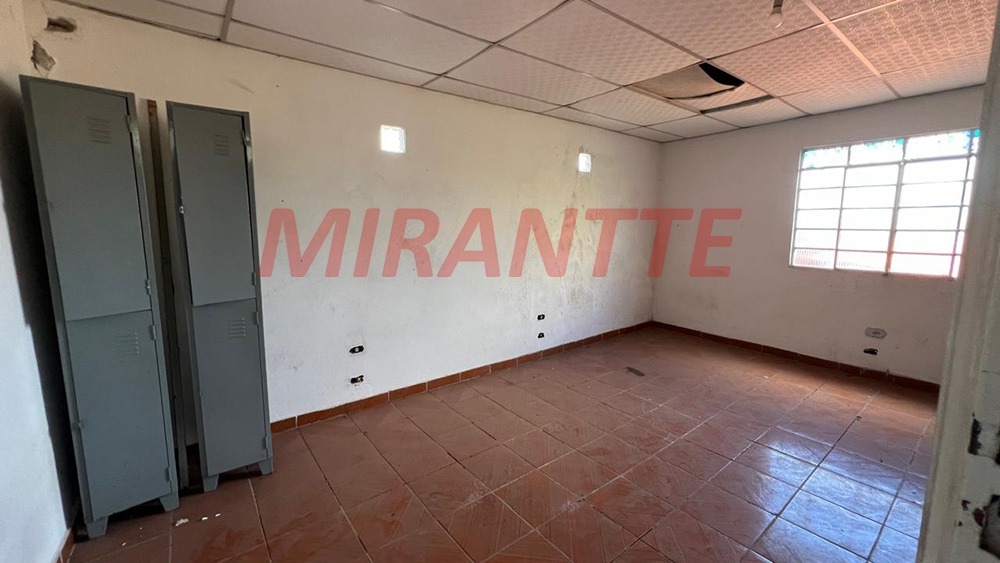 Sobrado de 133m² com 4 quartos em Santana