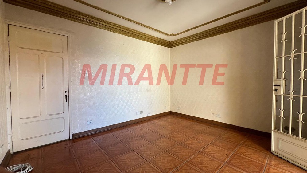 Sobrado de 133m² com 4 quartos em Santana