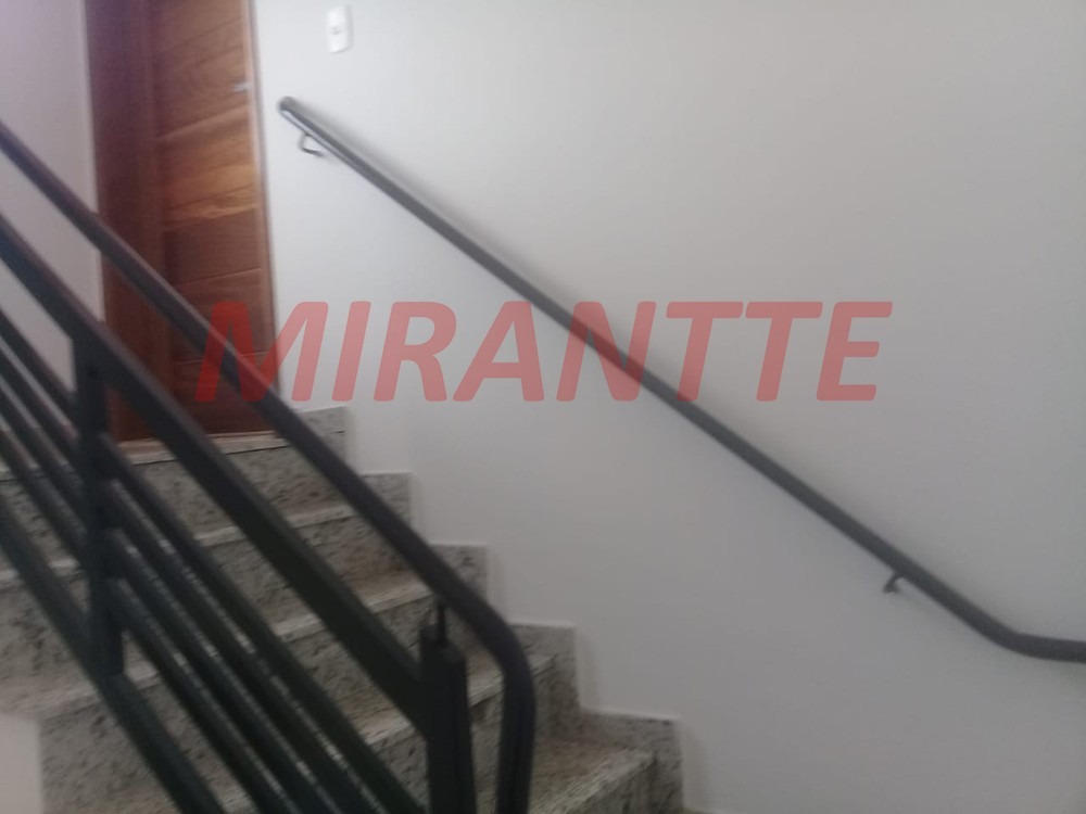 Cond. fechado de 25m² com 1 quartos em Tucuruvi