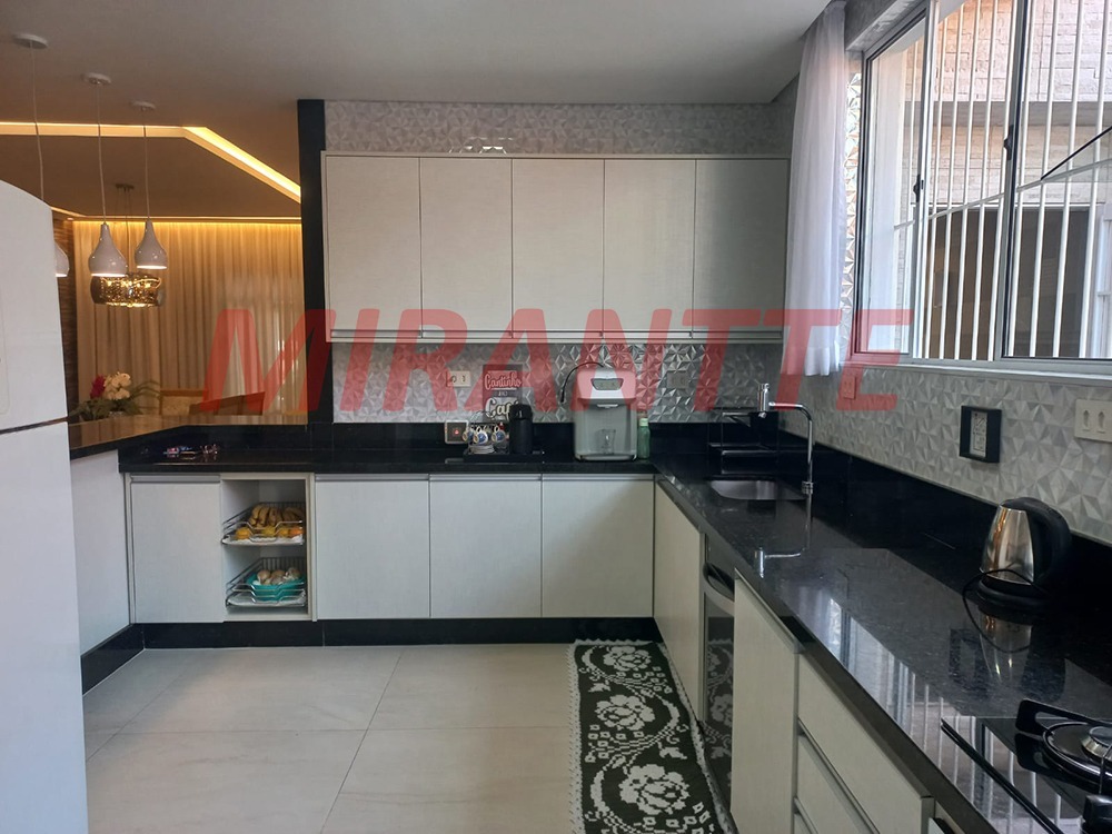 Casa terrea de 191m² com 2 quartos em Vila Pedro Moreira